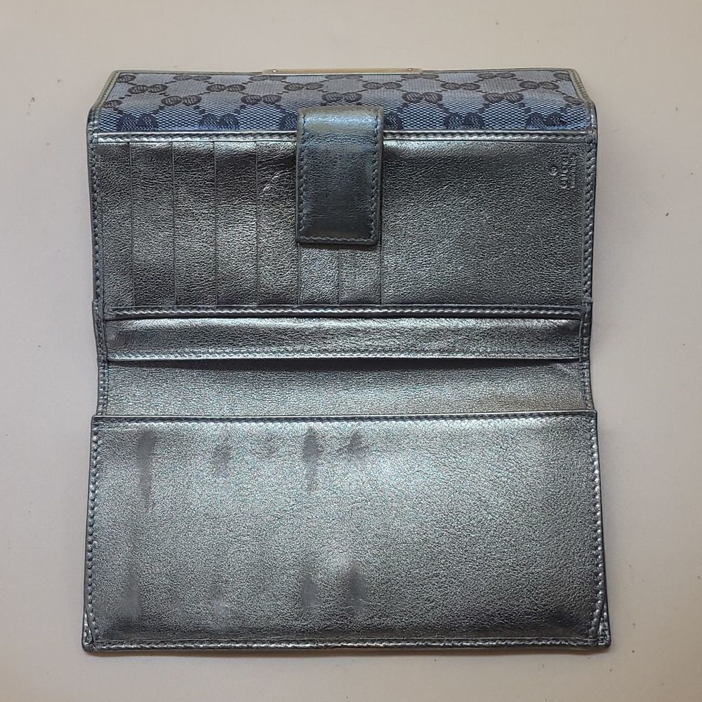 Authentic Gucci GG Monogram Wallet - Picture 3 of 12